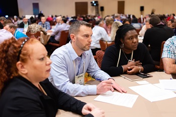 Attendees-diverse-2-scaled